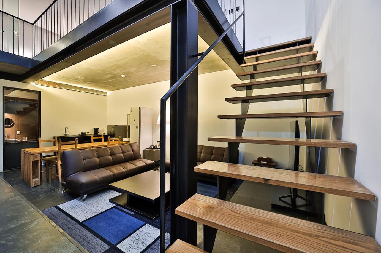 Js Boutique Hotel Hwaseong Exteriör bild