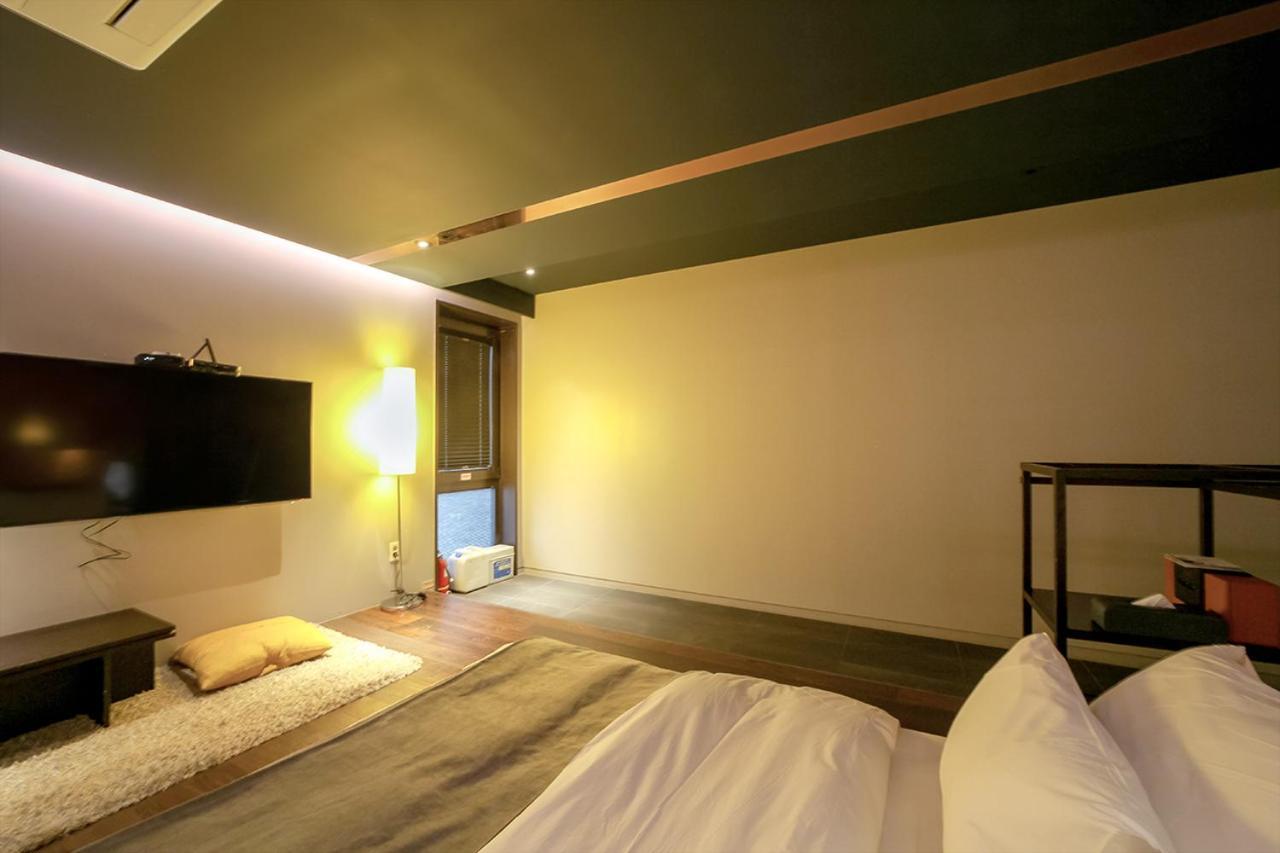 Js Boutique Hotel Hwaseong Exteriör bild